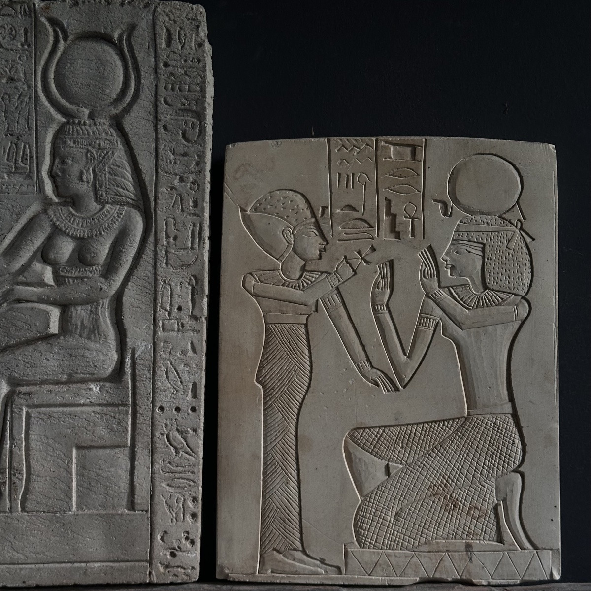 2 Fragments Bas-Reliefs ISIS Égypte XXe-photo-1