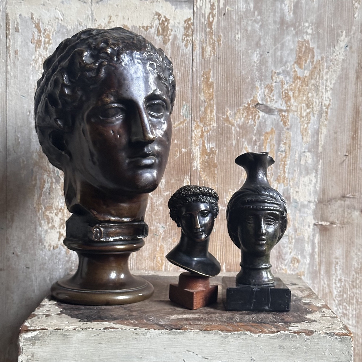 Duo Women In Antique Style/19th Century Bronze-photo-8