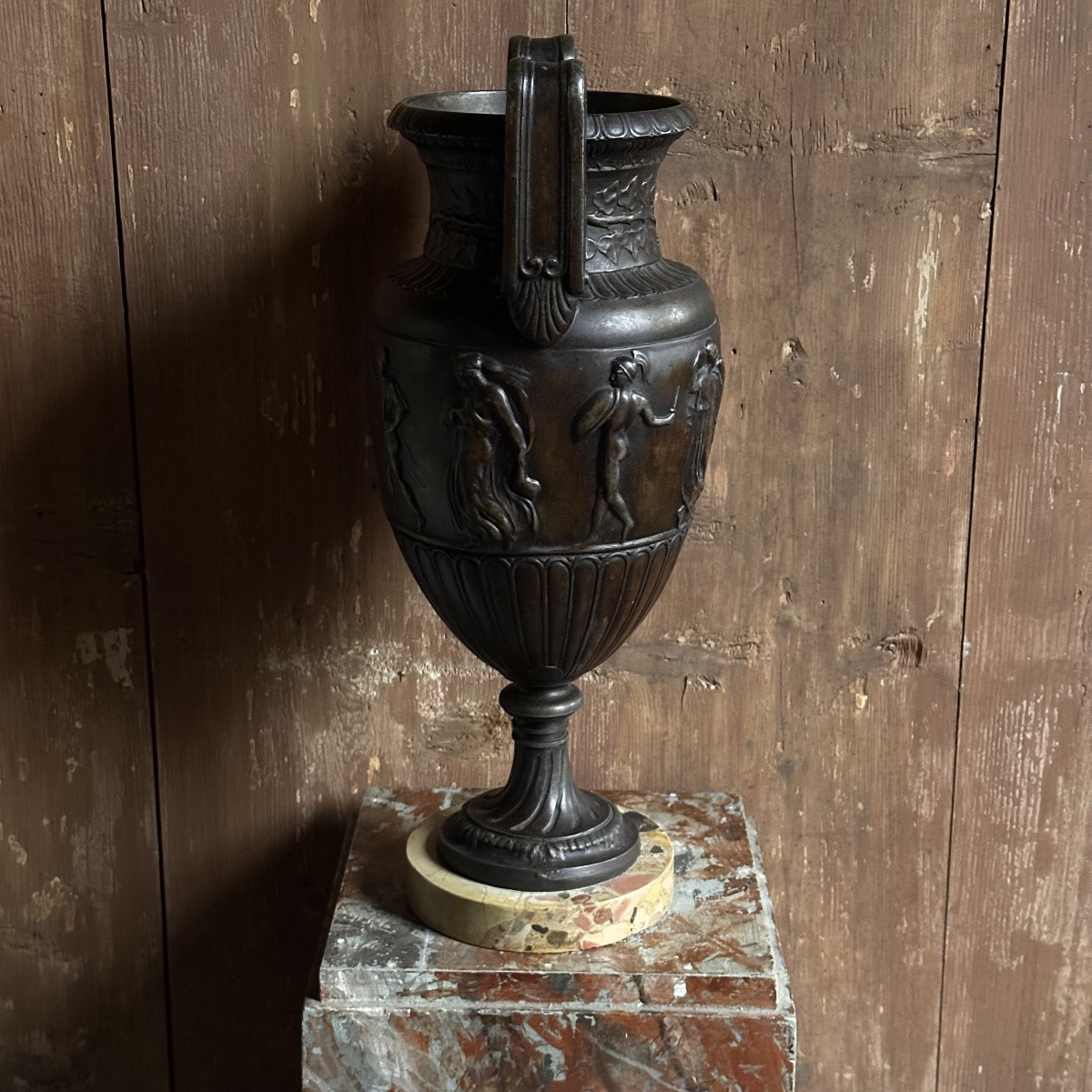 Grand Vase à l’Antique en Régule XIXe-photo-1