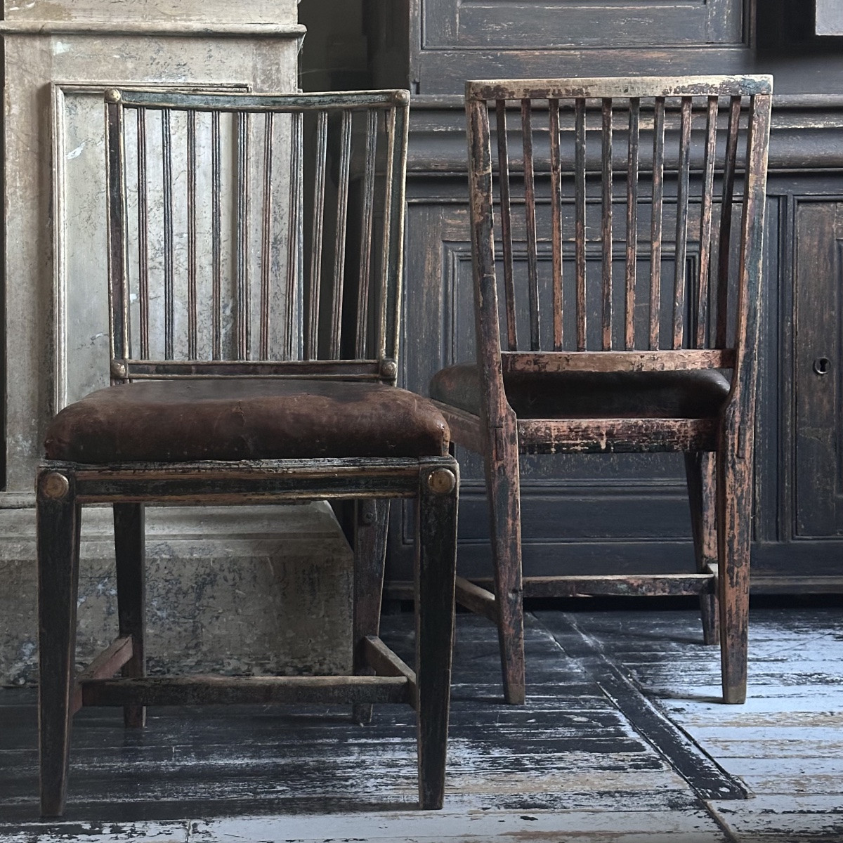 Paire de Chaises Suédoises de Style Gustavien en bois sculpté Année 1834/XIXe-photo-4