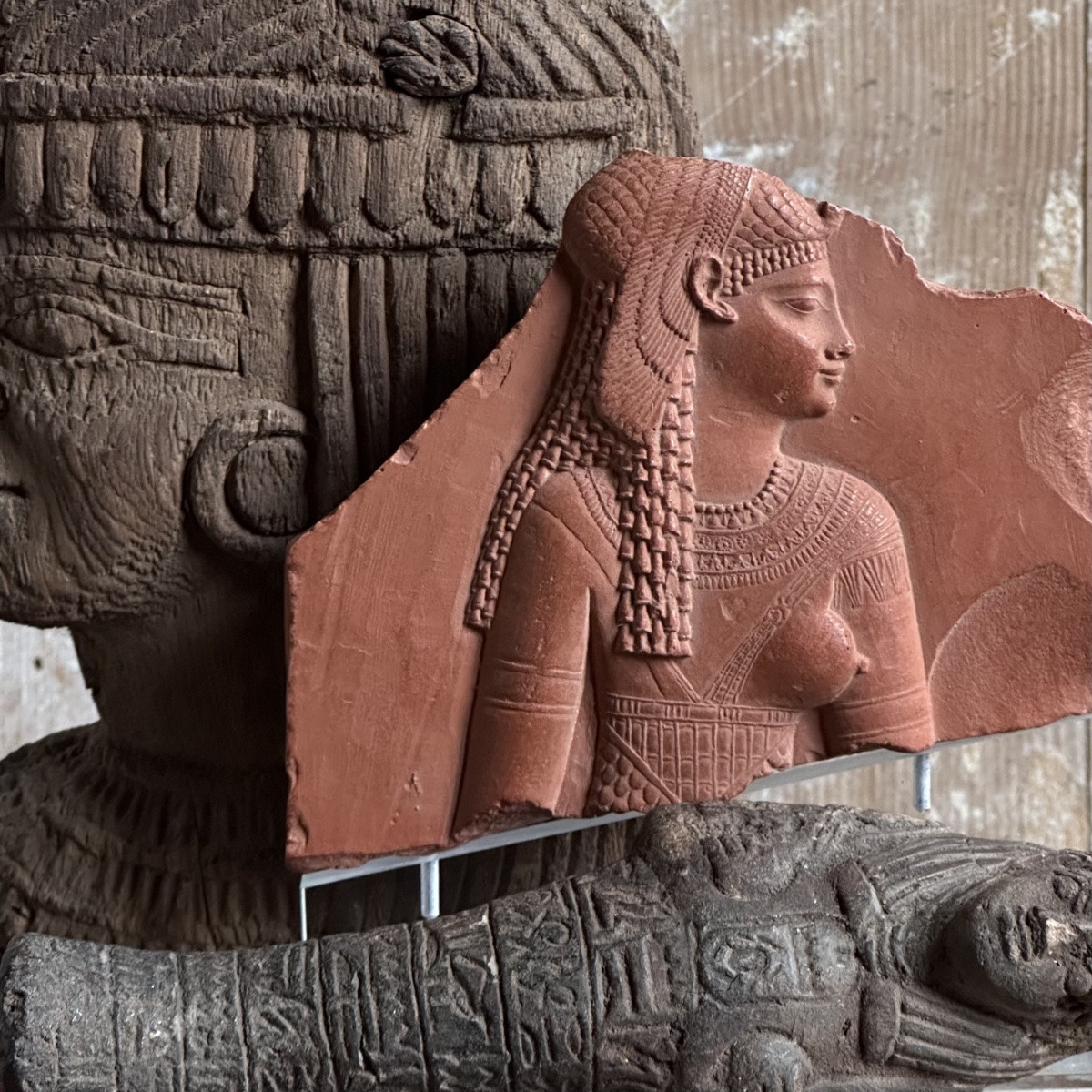 Moulage Fragment de Stèle Déesse Egyptienne/Musée du Louvre/XXe-photo-4