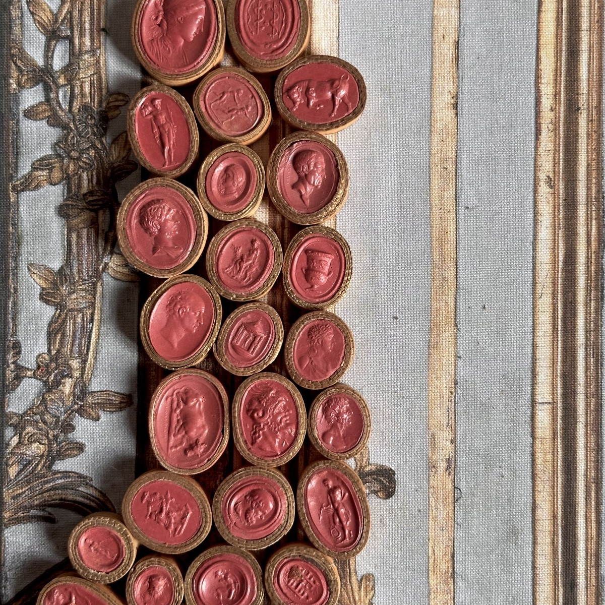 Collection Of 46 « intaglios »grand Tour Italy Circa 1770-photo-4