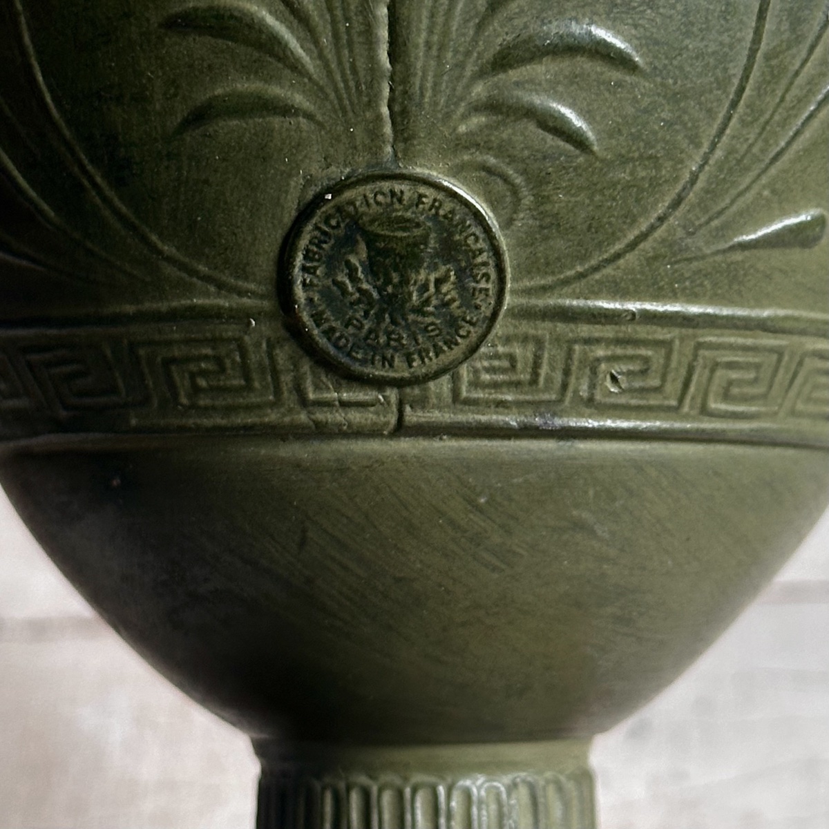 Paire Vases à l’Antique en régule sur socle marbre Début XXe-photo-1