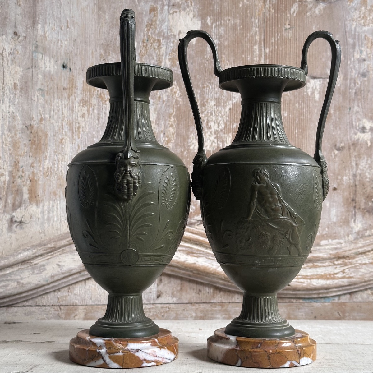 Paire Vases à l’Antique en régule sur socle marbre Début XXe-photo-5