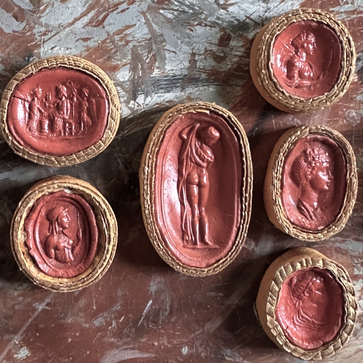 Lot de 12 Intaglios Sulfure Rouge Grand Tour Italie XIXe-photo-2