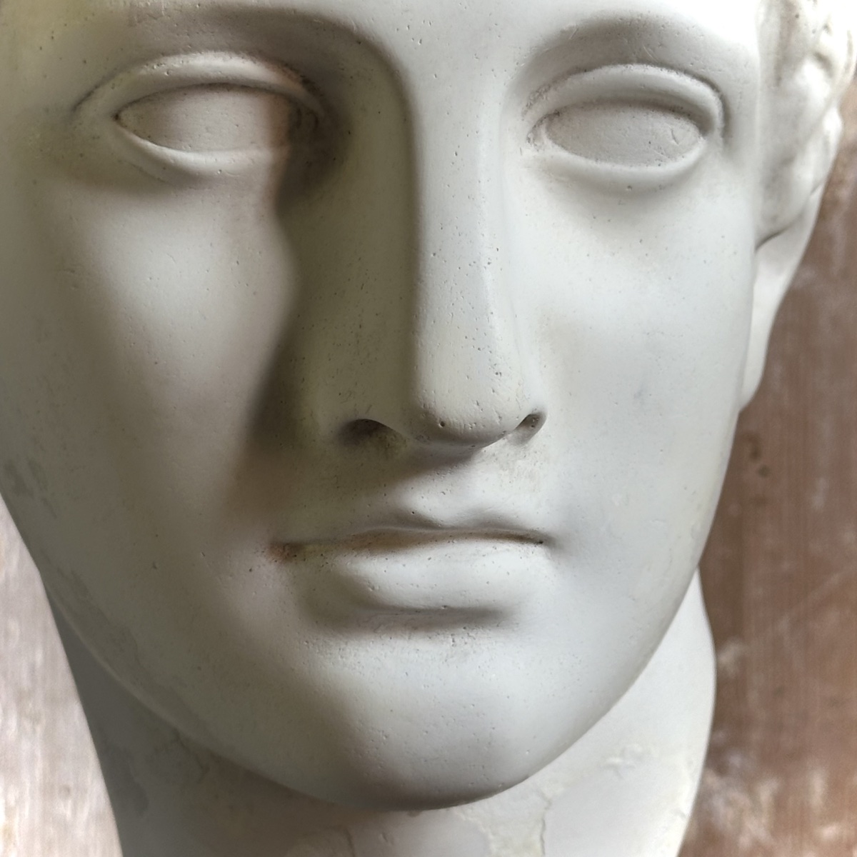 Bust Of A Young Ephebe In The Classical Style / 19th–20th-century Plaster Cast-photo-4
