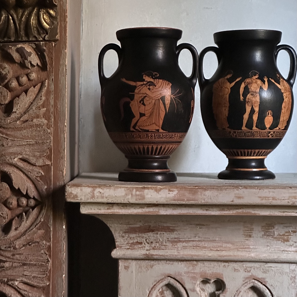 Paire Vases Grecs Terre Cuite vernissée Reproduction début XXe Italie