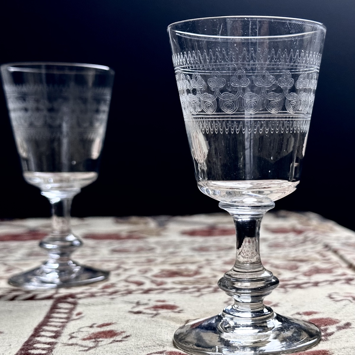 Set Of 4 Crystal Wine Glasses Engraved By Pontieux Or Thouvenin -photo-1