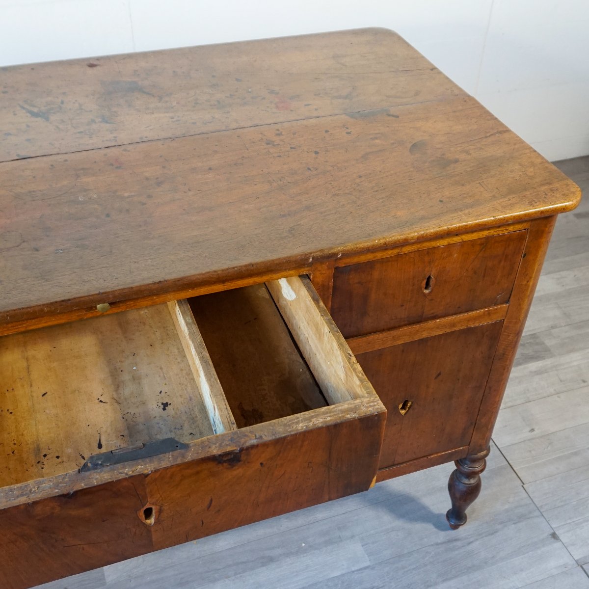 Antique Italian Work Desk With Pull-out Writing Surface – 19th Century-photo-4