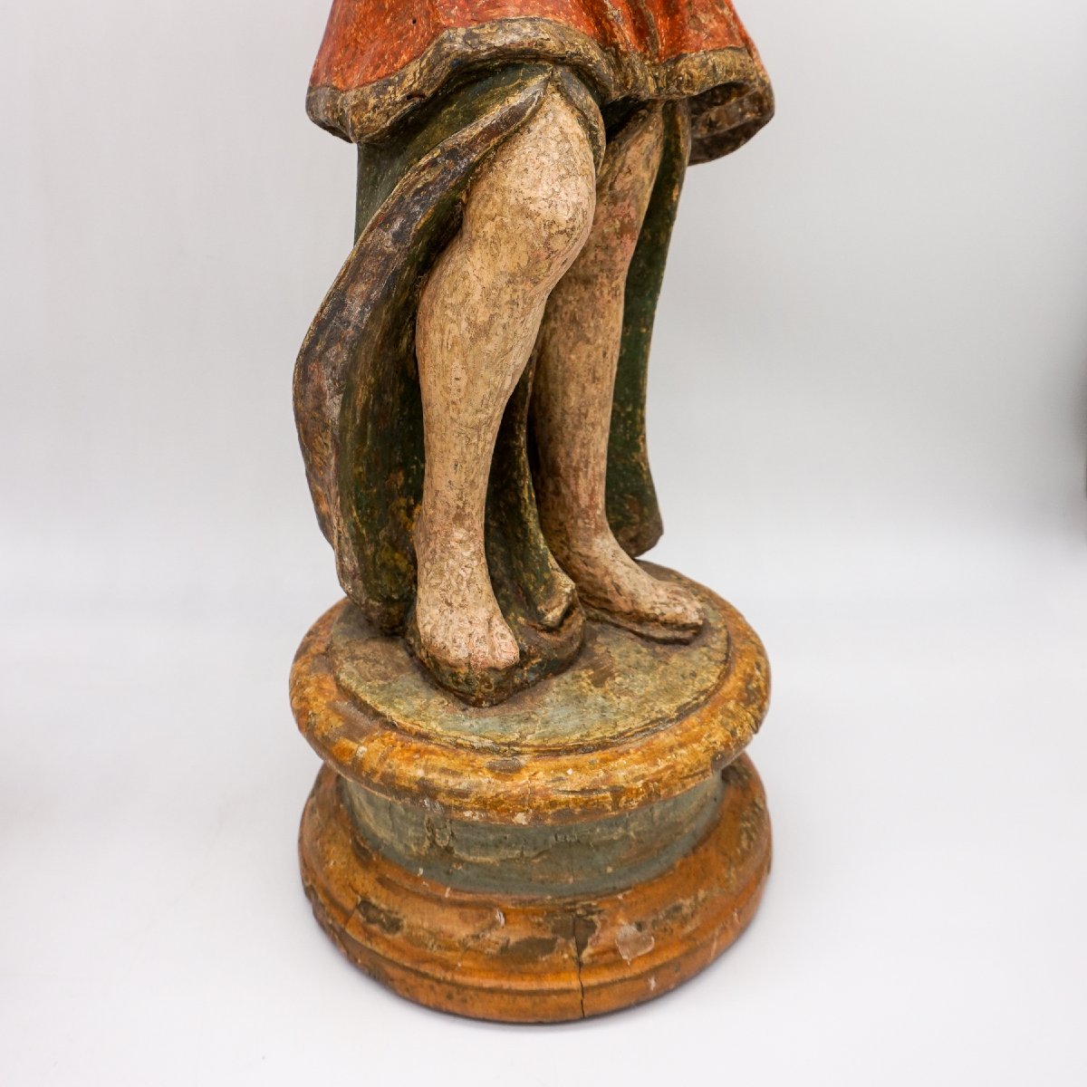 Pair Of Renaissance Wooden Torchère Angels – Italy, Late 16th Century -photo-5