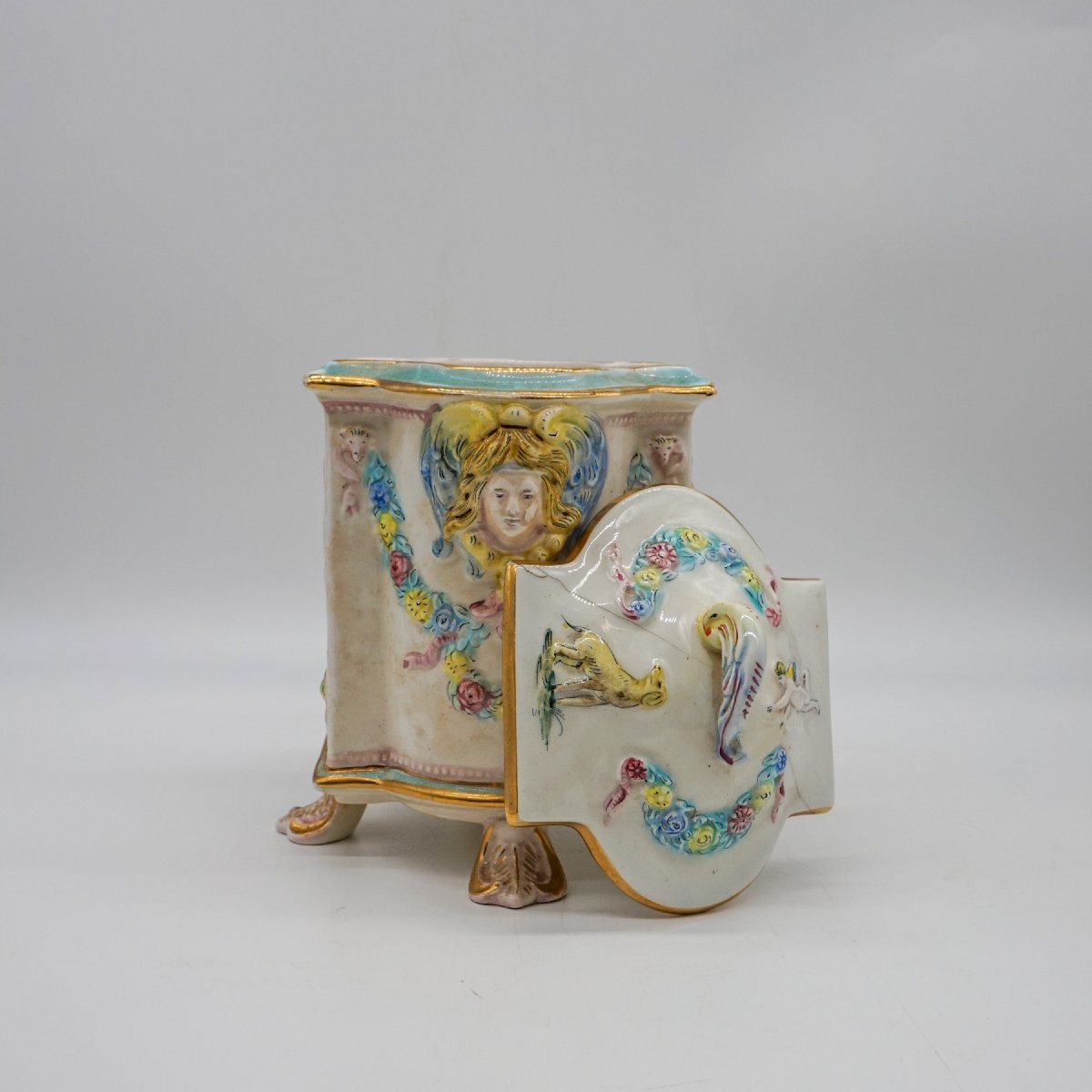 Vase Capodimonte avec couvercle en porcelaine – Italie, XXe siècle-photo-1