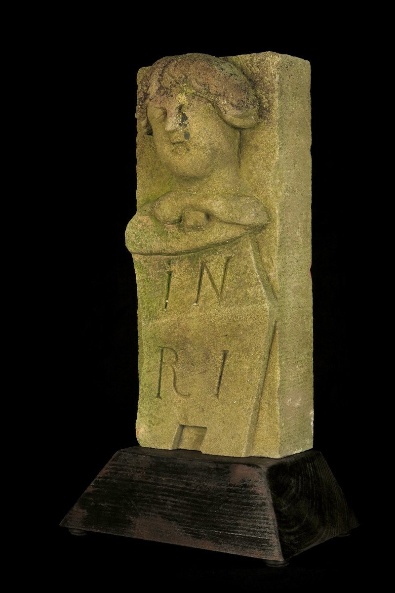 Rare And Old Tombstone Sculpture In Sandstone, Circa 1880. Alsace Folk Art-photo-1