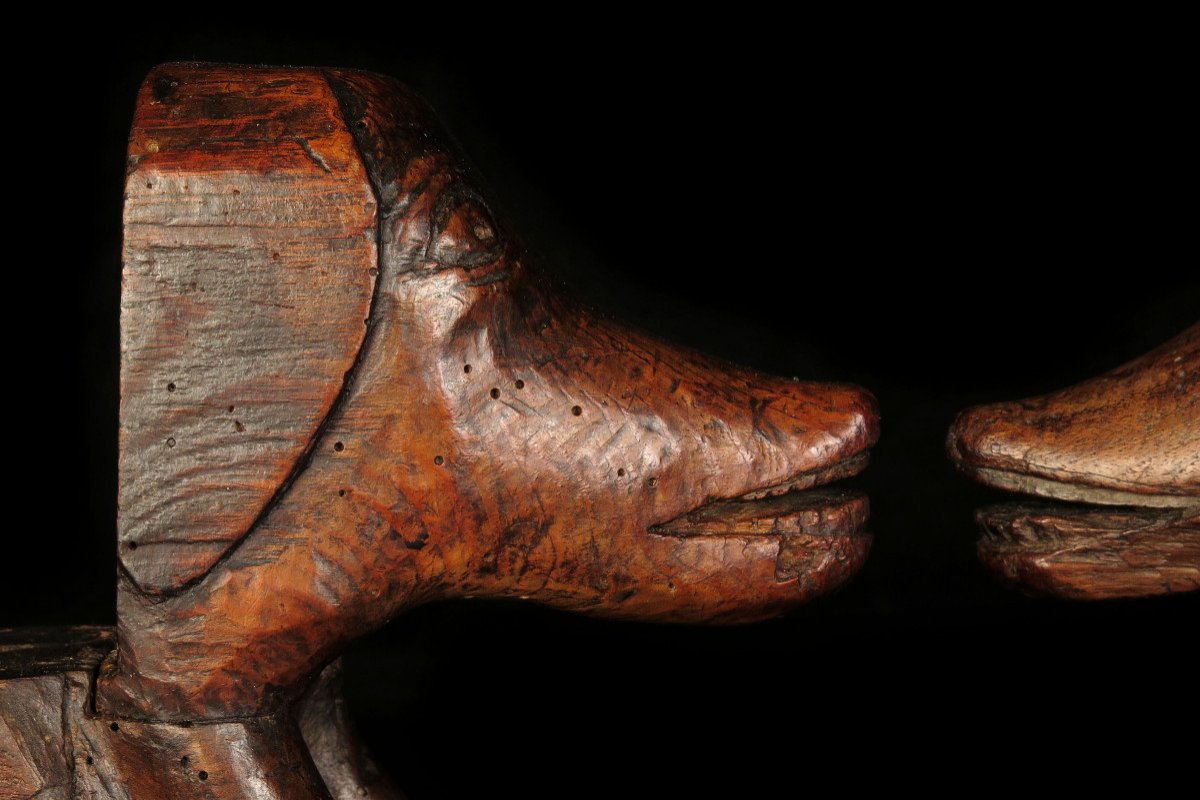 Funny And Old Pair Of Dogs, Folk Art In Carved Wood XVIIIth-photo-1