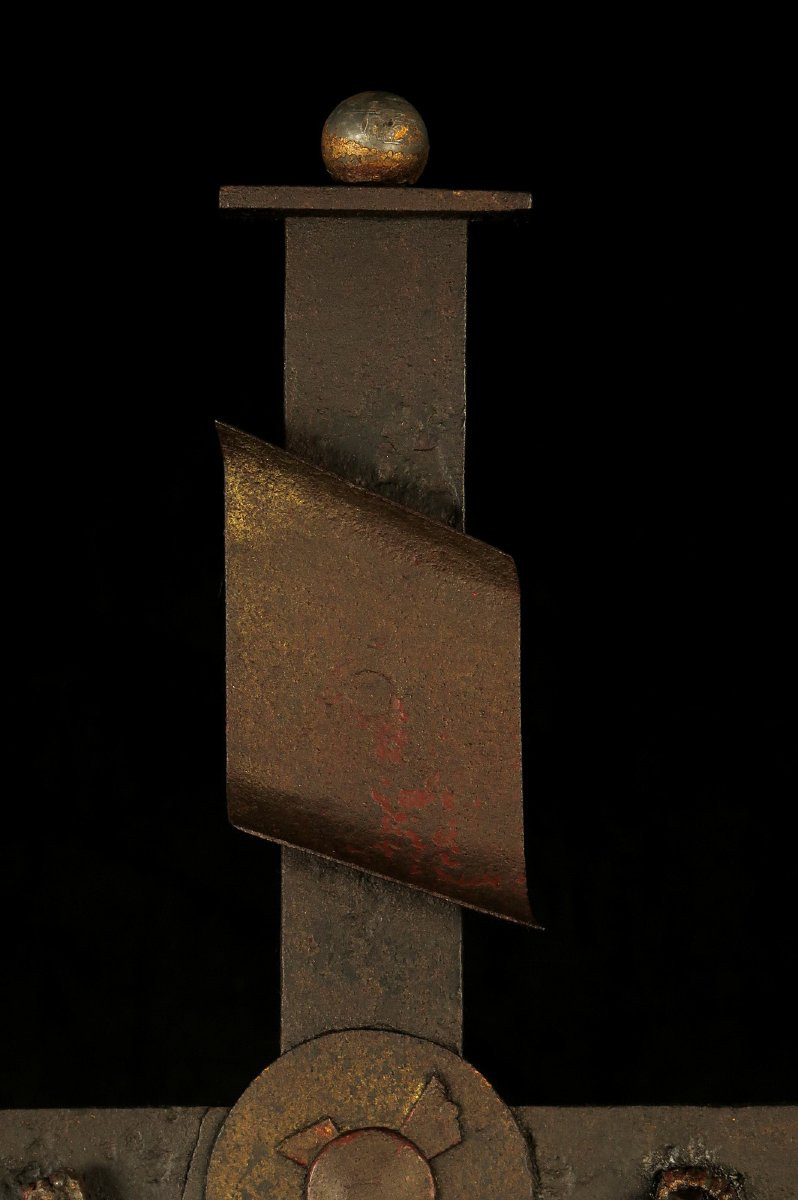 Ancienne croix d'autel en fer forgé, art populaire vers 1780 / Medaillon peinture Sainte-photo-2