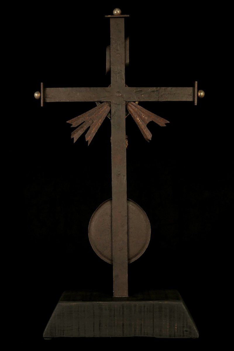 Ancienne croix d'autel en fer forgé, art populaire vers 1780 / Medaillon peinture Sainte-photo-5