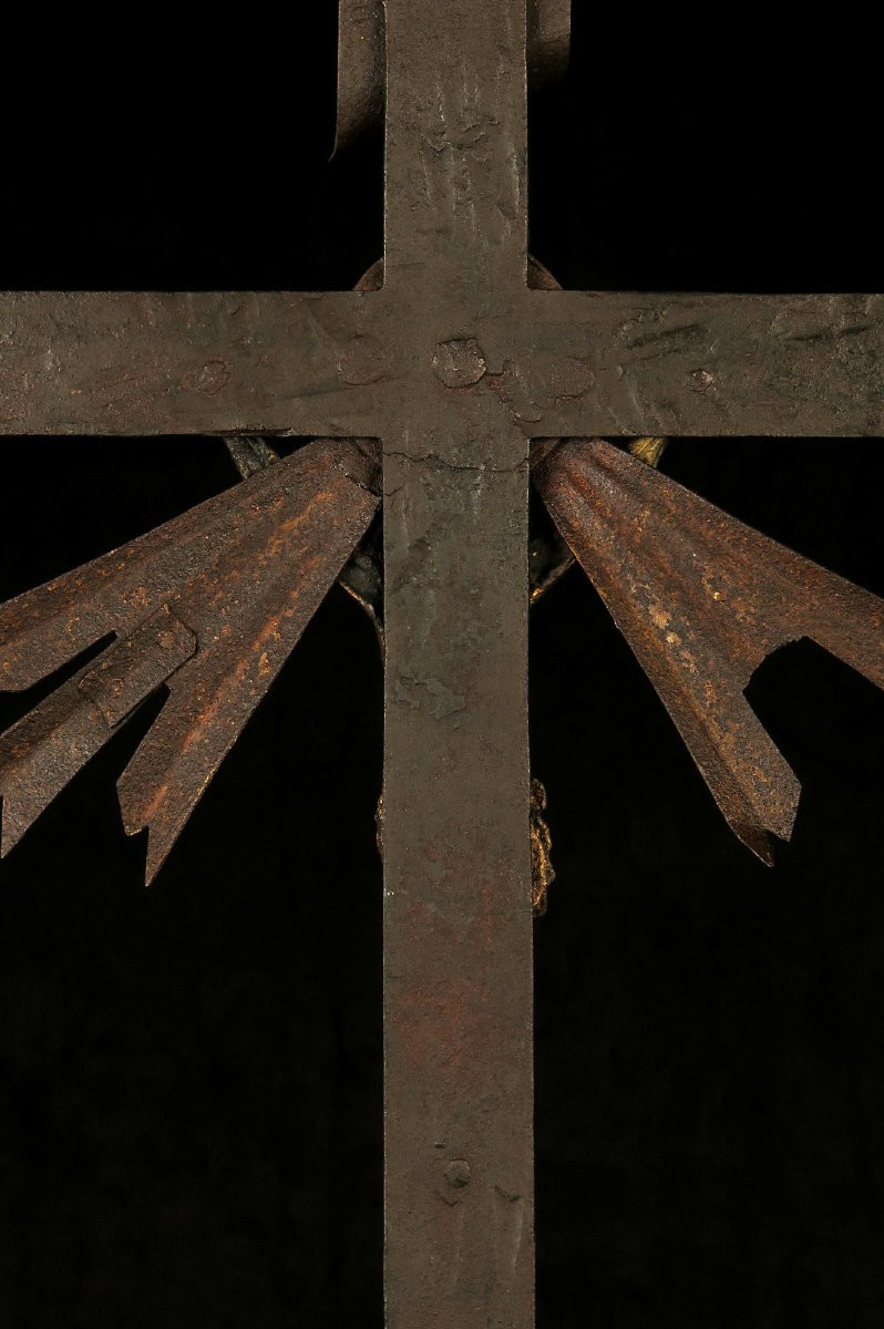 Ancienne croix d'autel en fer forgé, art populaire vers 1780 / Medaillon peinture Sainte-photo-6
