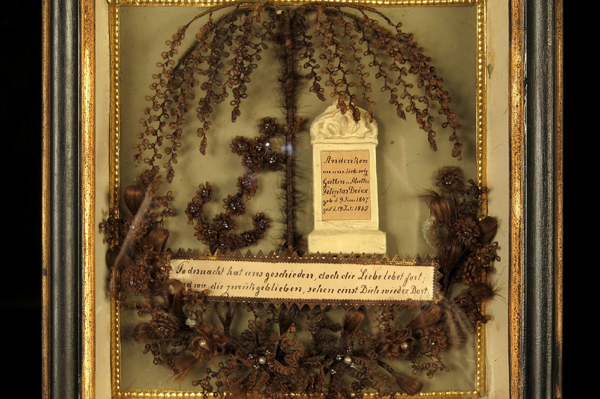 Set Of Two Antique Hair Frames, Funerary Keepsakes Circa 1880 / Cabinet Of Curiosities-photo-3