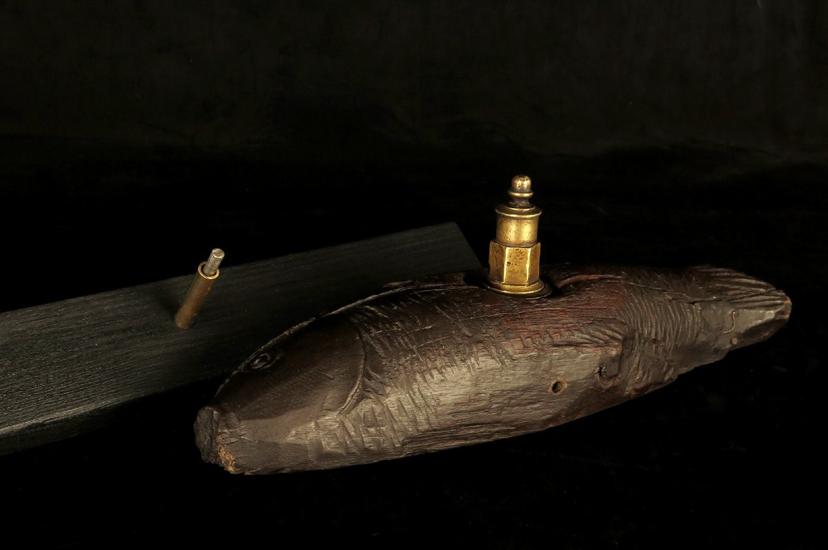 Antique Barrel Lock, Alsatian Folk Art Circa 1880 / Wooden Fish Sculpture-photo-5