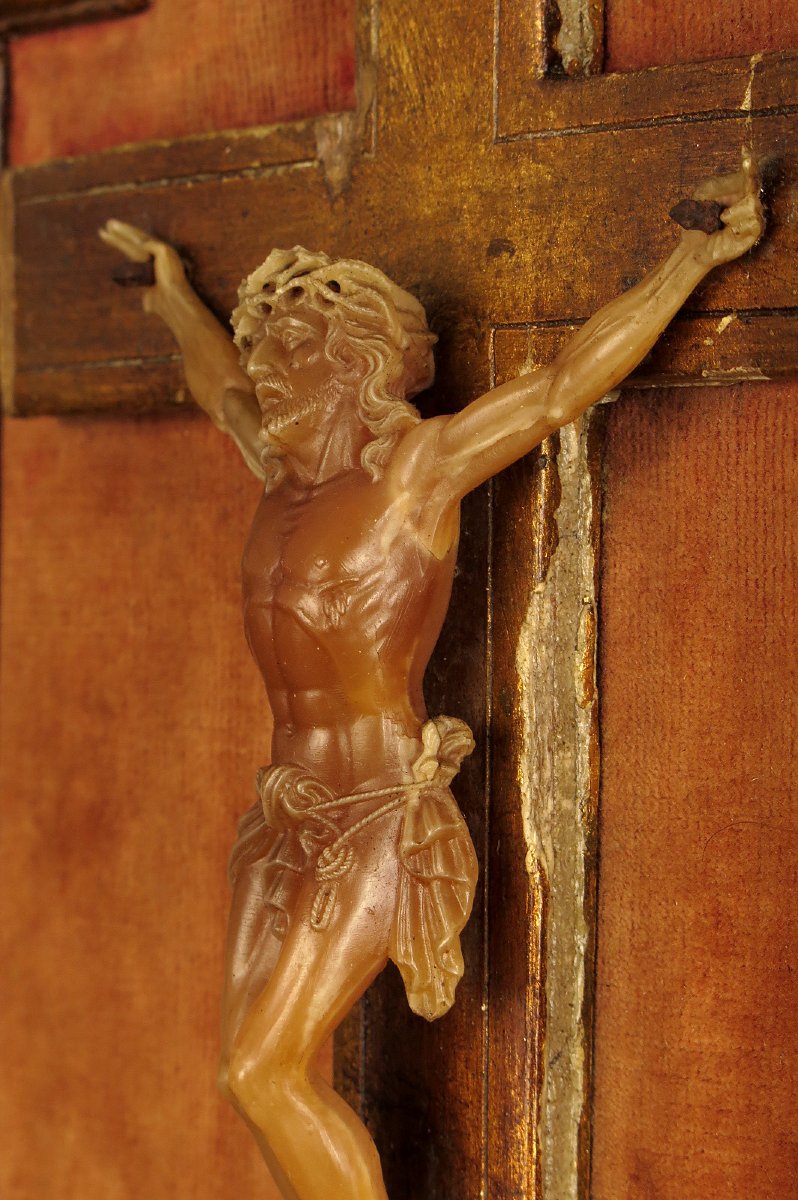 Antique Painting Of Christ On The Cross In Wax, Circa 1850.-photo-3