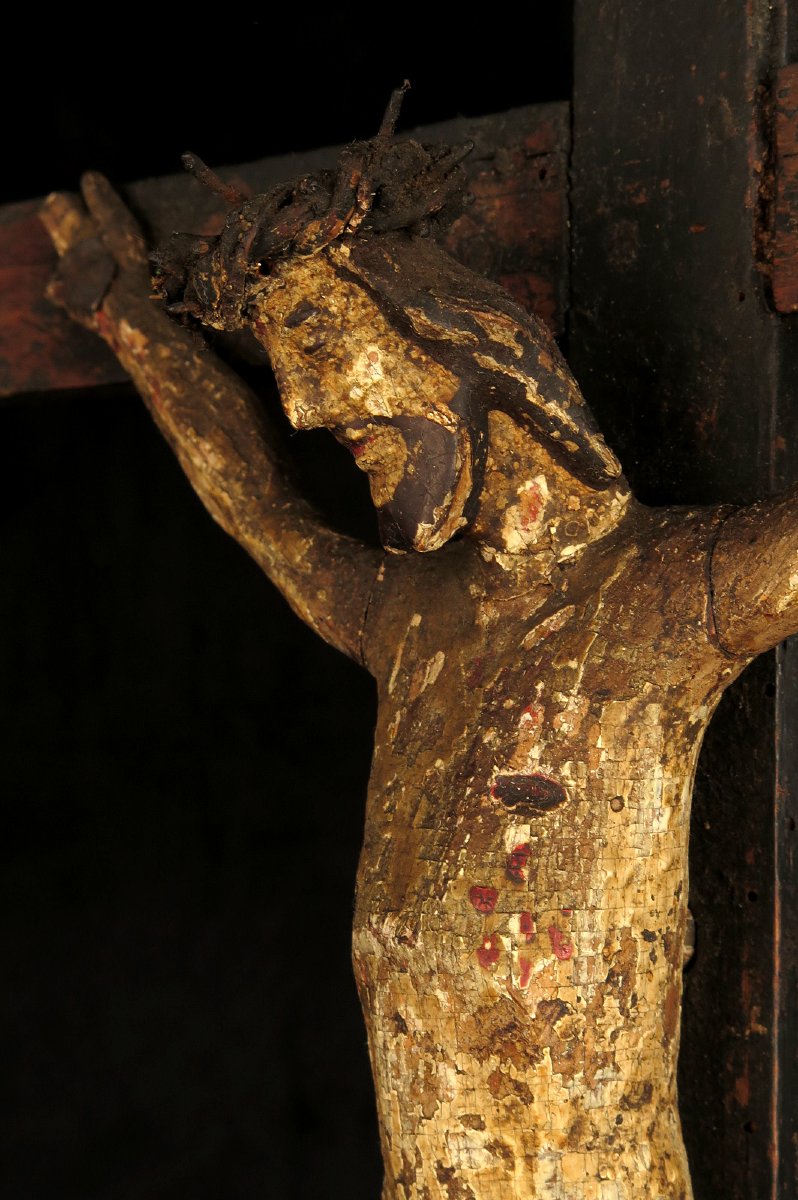 Ancien crucifix, Christ sur Croix vers 1850 / Art populaire, sculpture bois polychrome-photo-3