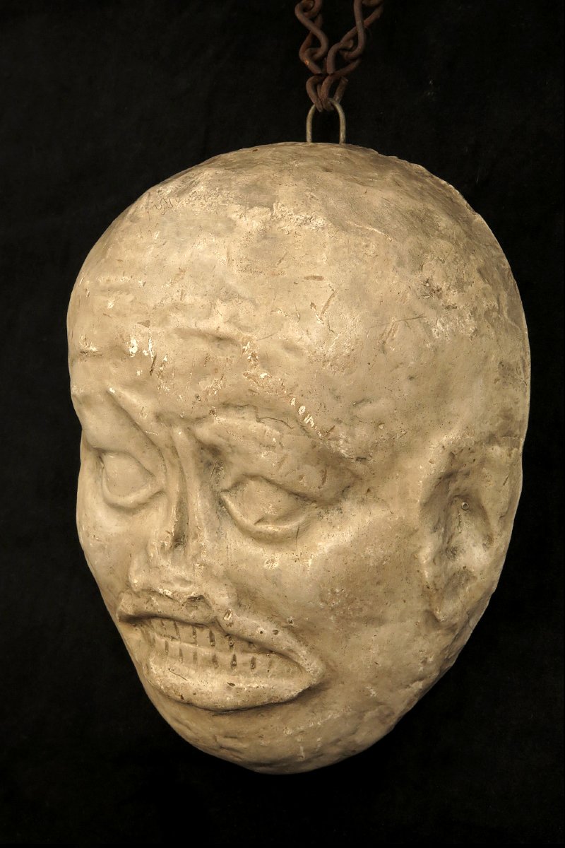 Antique Plaster Sculpture, -photo-1