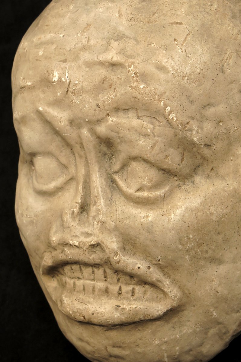 Antique Plaster Sculpture, -photo-2