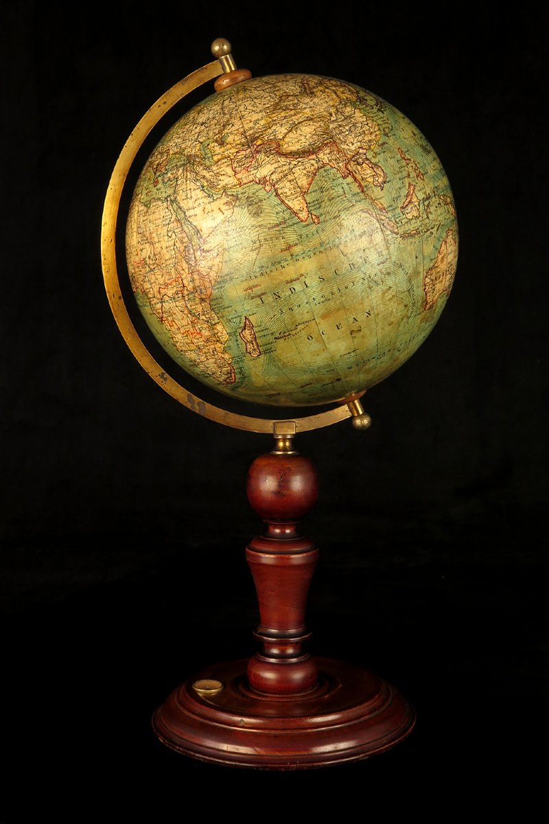 Ancien globe terrestre Allemand de marque Erdglobus, vers 1930-photo-6