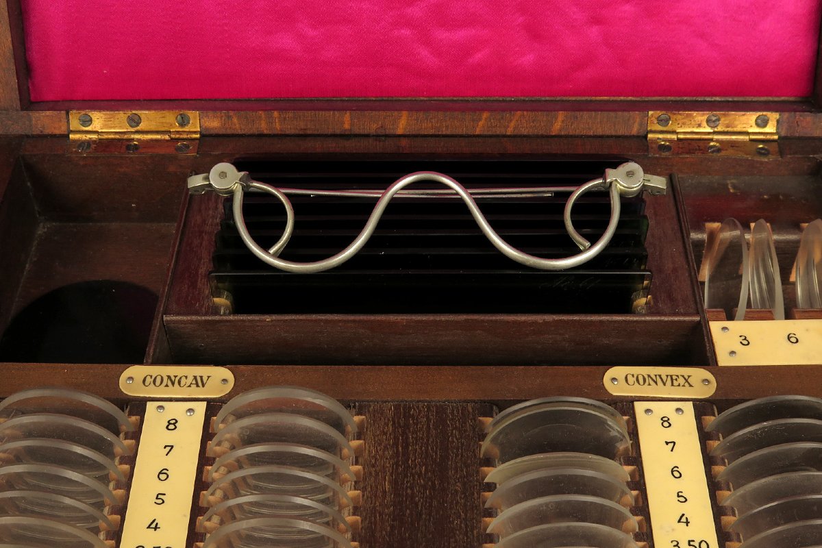 Antique Ophthalmologist's Case, Circa 1920 / Opticians, Instruments, And Curiosities-photo-1