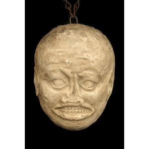 Ancienne sculpture en plâtre, pierre des bavards vers 1920 / Orleans Cabinet Curiosités