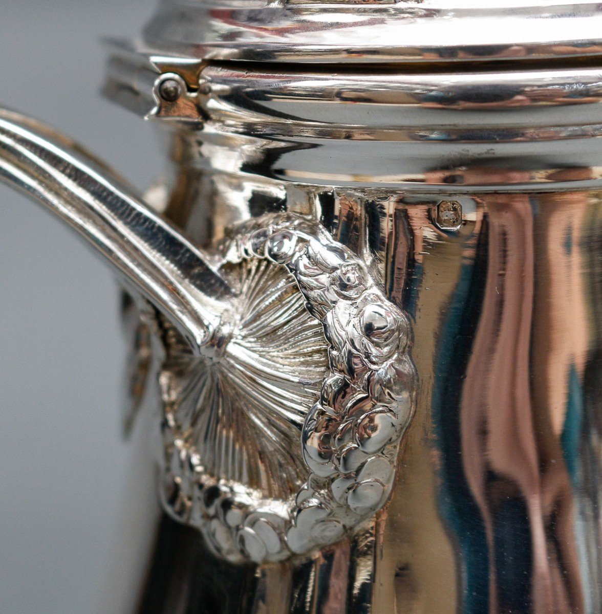 Lelièvre (eugène-alfred) – Tiffany Sterling Silver Coffee Pot Circa 1880 Art Nouveau.-photo-7