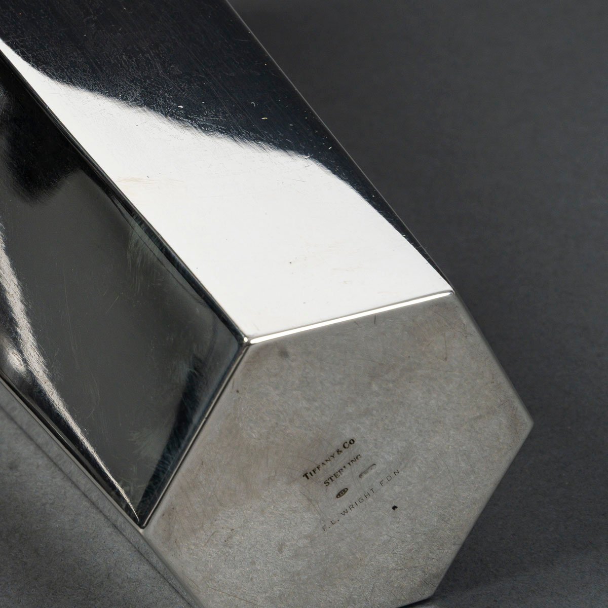 Tiffany & Co - 20th Century Modernist Silver Vase With Cut Sides-photo-4