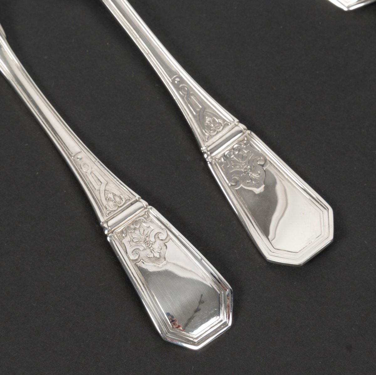 JEAN TETARD – C. CHRISTOFLE MENAGERE de 144 PIECES EN ARGENT MASSIF MODELE AUBUSSON Epoque 1930-photo-6