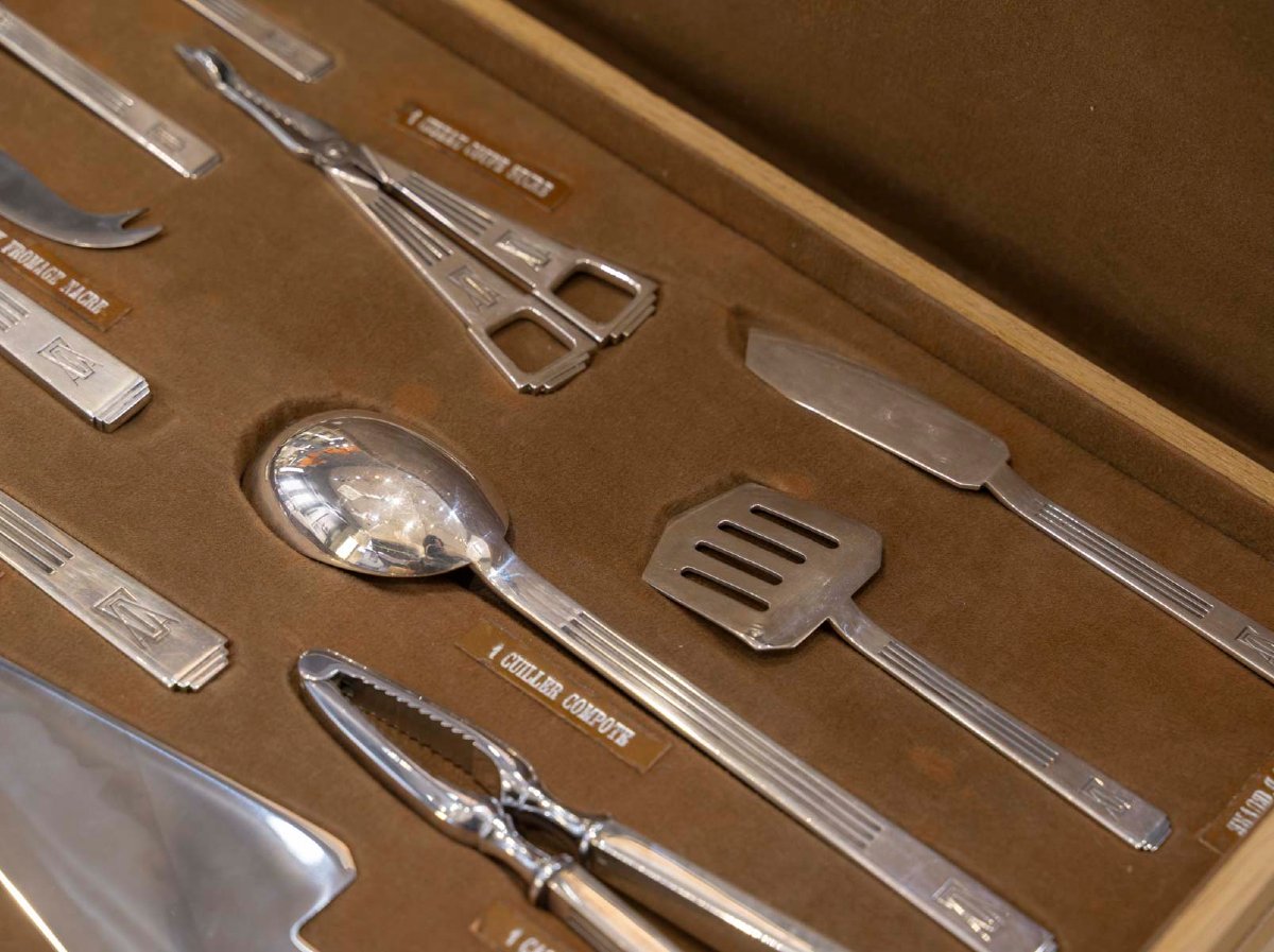 ORFEVRE SAVARY & FILS MENAGERE 191 PIECES EN ARGENT MASSIF EPOQUE 1930 -photo-5