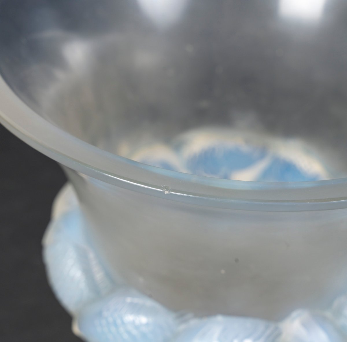 R.LALIQUE – Vase PIRIAC en verre créé en 1930-photo-5