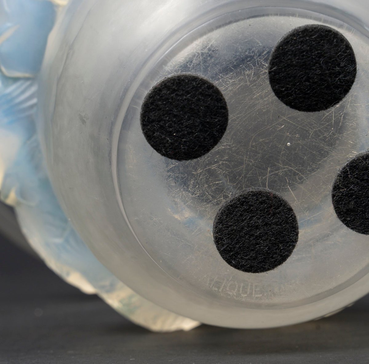 R.LALIQUE – Vase PIRIAC en verre créé en 1930-photo-6