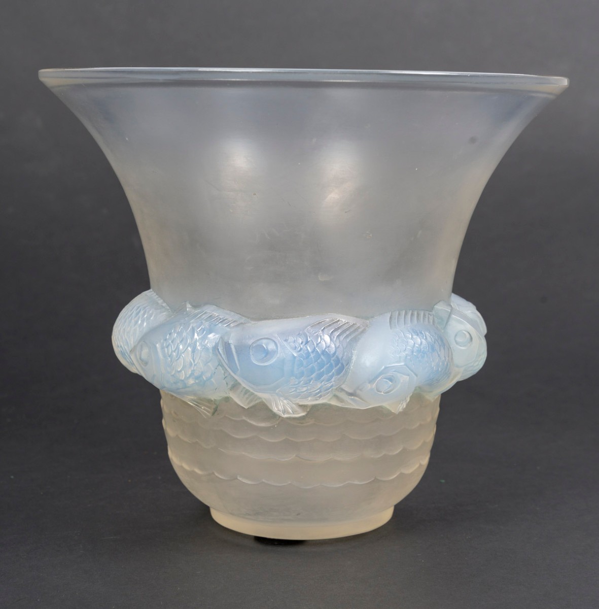 R.LALIQUE – Vase PIRIAC en verre créé en 1930