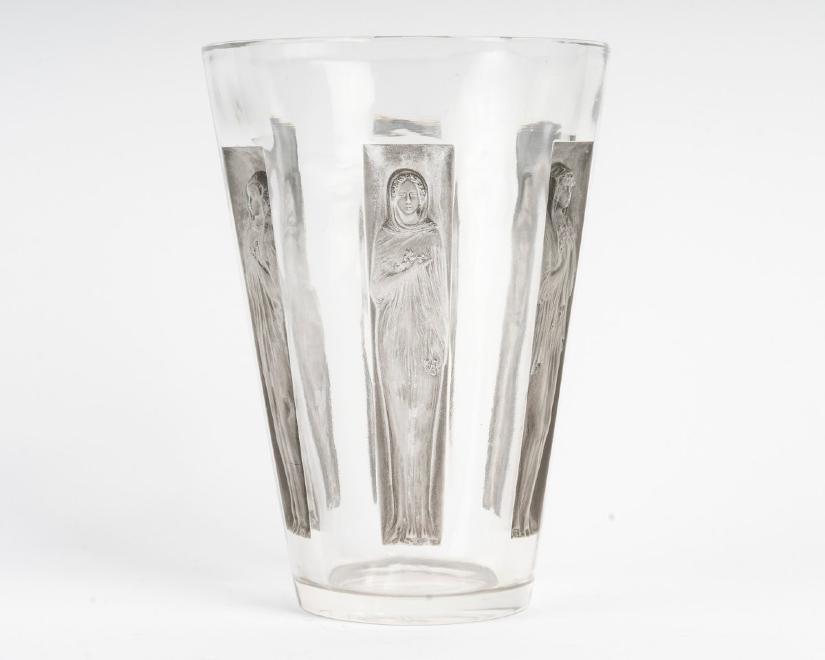 René LALIQUE - Vase “Gobelet six figurines” modèle créé en 1912-photo-2