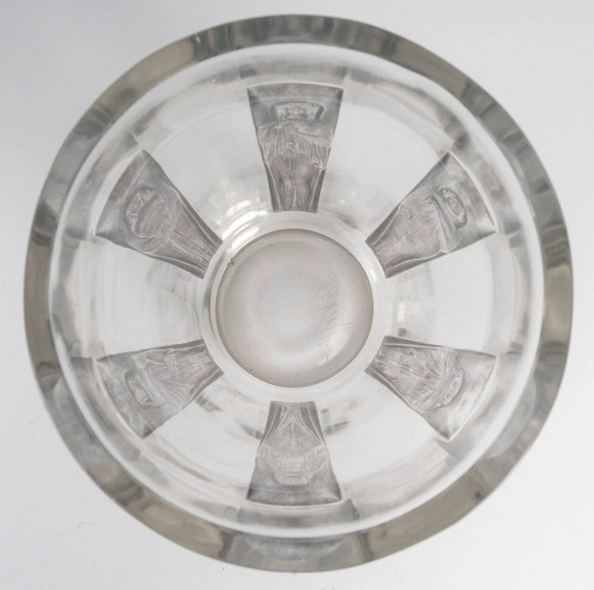 René LALIQUE - Vase “Gobelet six figurines” modèle créé en 1912-photo-4
