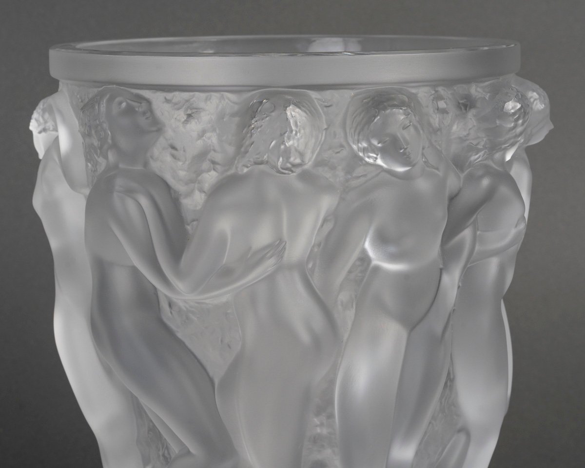 LALIQUE France – Vase dit « Bacchantes « modèle créer en 1927-photo-1