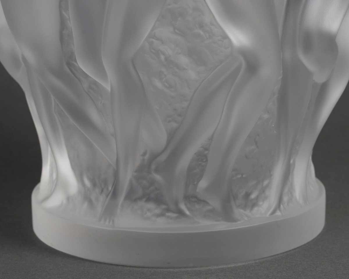 LALIQUE France – Vase dit « Bacchantes « modèle créer en 1927-photo-2