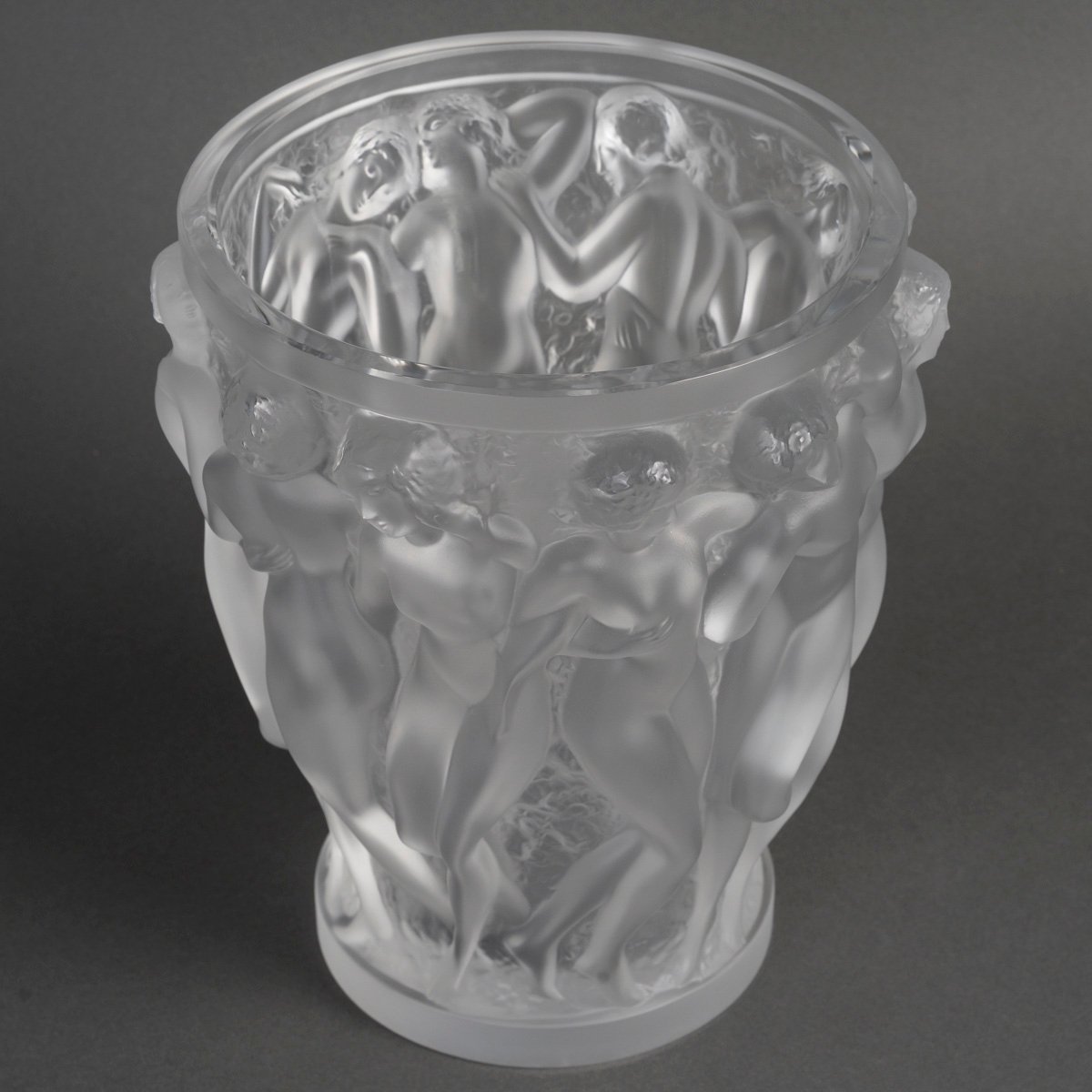 LALIQUE France – Vase dit « Bacchantes « modèle créer en 1927-photo-3