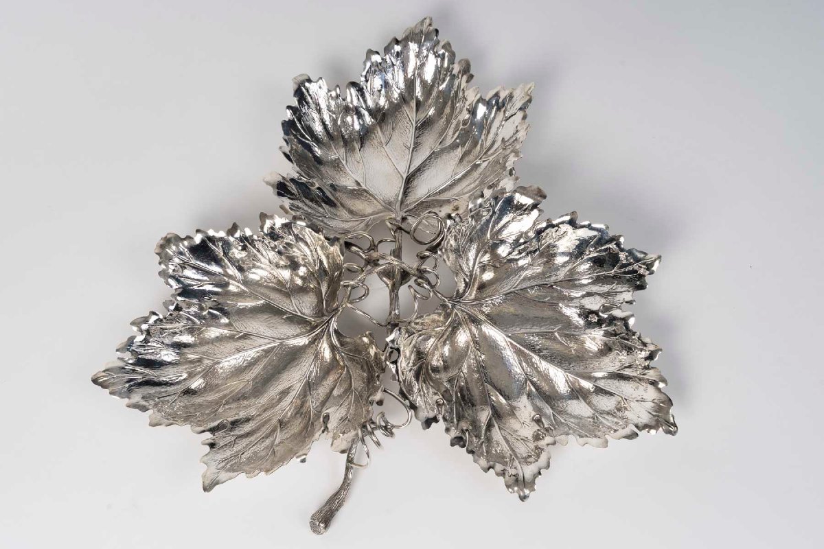 Gianmaria Buccellati - Solid Silver Centerpiece With Three Vine Leaves, 20th Century -photo-3