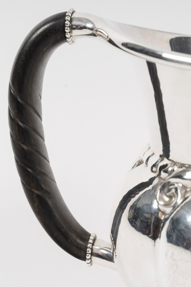 GEORG JENSEN - Pichet à eau - modèle 7A, dit Melon Pitcher, créé en 1907. Danemark, XXe siècle-photo-2