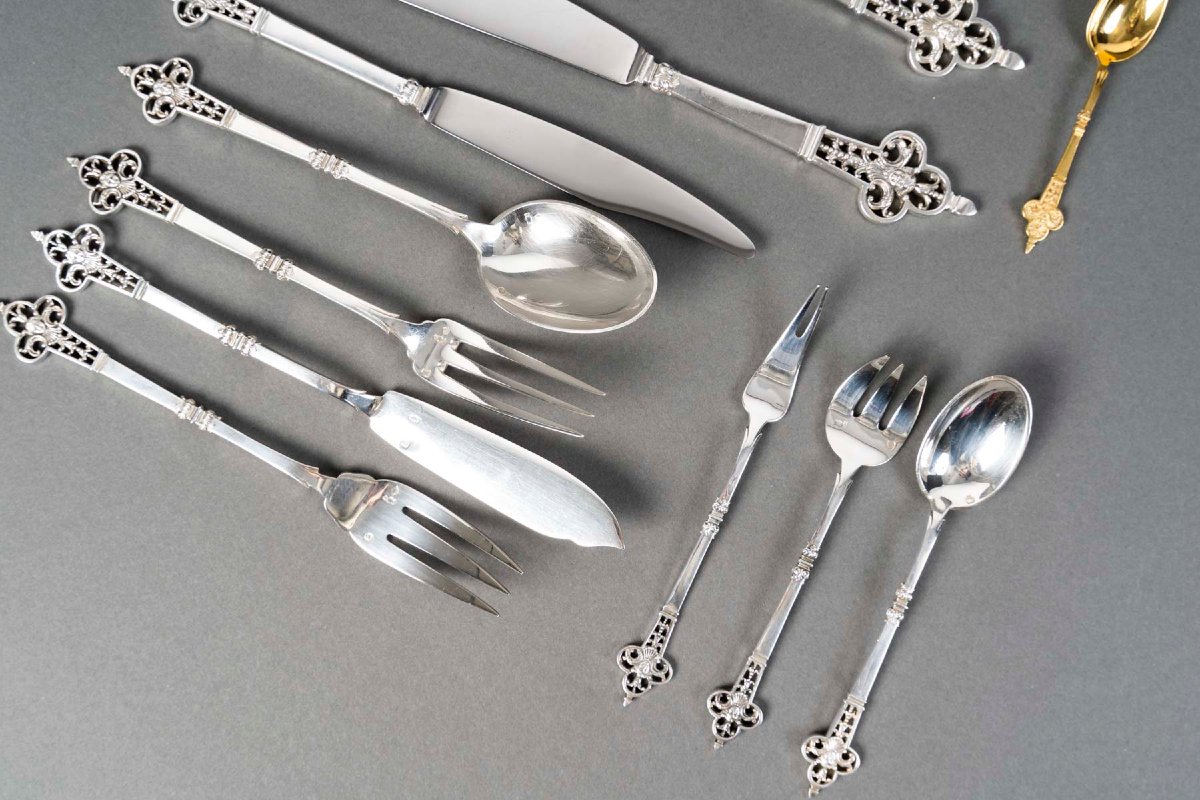 CHRISTOFLE & CARDEILHAC - MENAGERE en argent massif 143 pièces  «  Modèle Renaissance » XIXe-photo-4