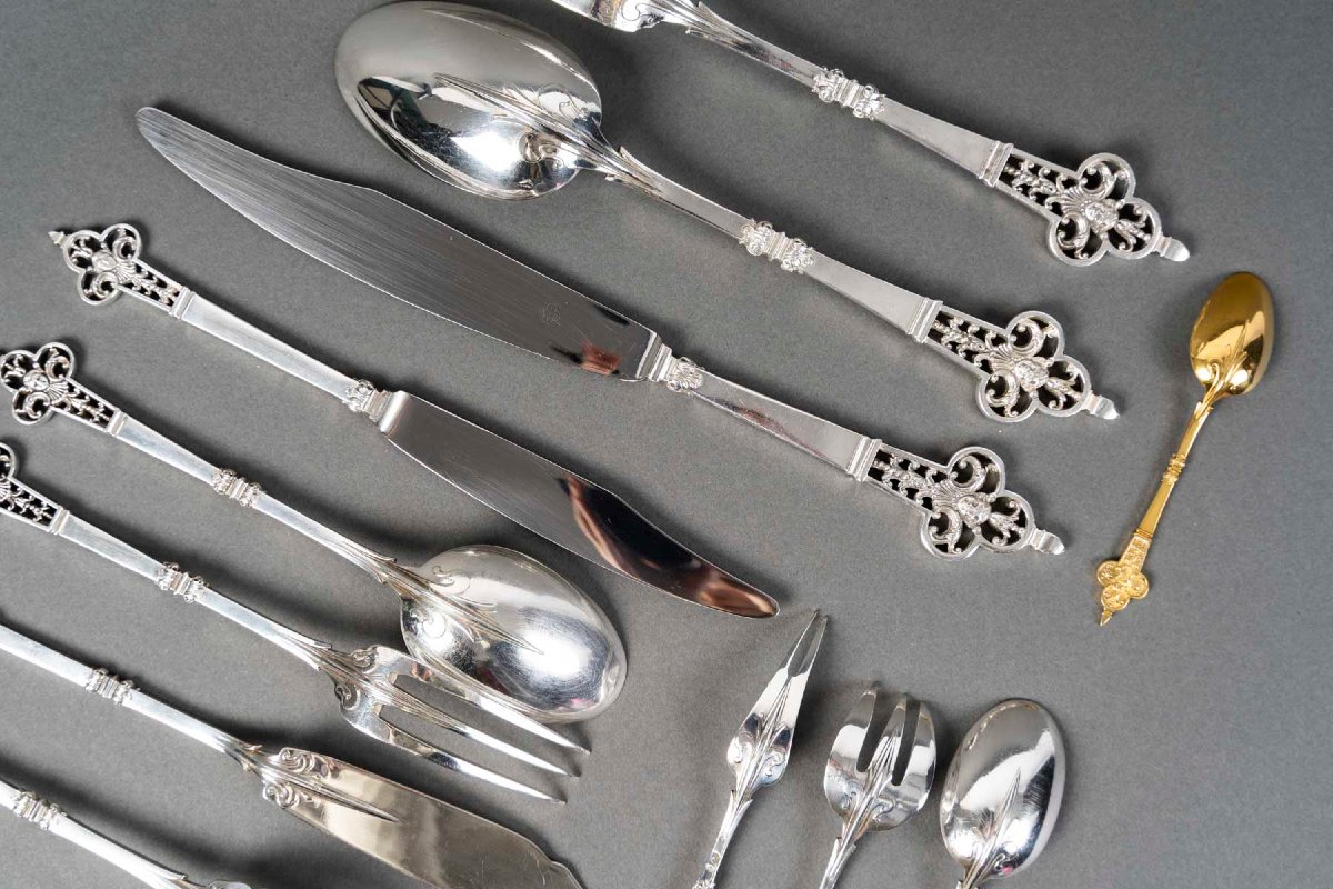 CHRISTOFLE & CARDEILHAC - MENAGERE en argent massif 143 pièces  «  Modèle Renaissance » XIXe-photo-3