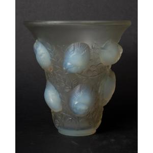 RENE LALIQUE – Vase “ Saint François” en verre – Circa 1930
