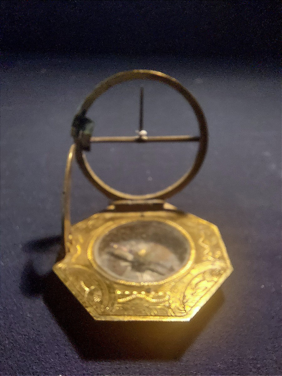 18th Century Equinoctial Sundial