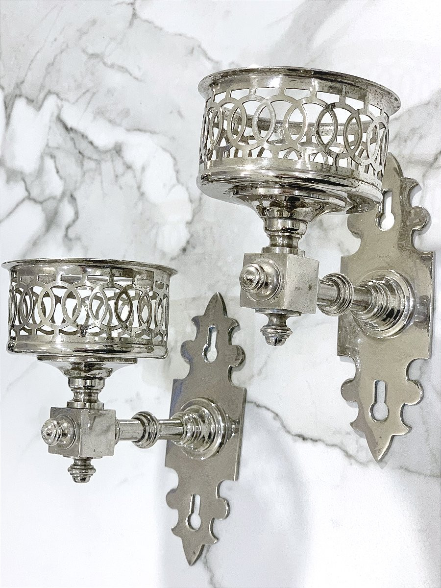 Accéssoires de Salle de bain, bronze nickelé brillant et verre coloris aubergine - 19e Siècle -photo-3