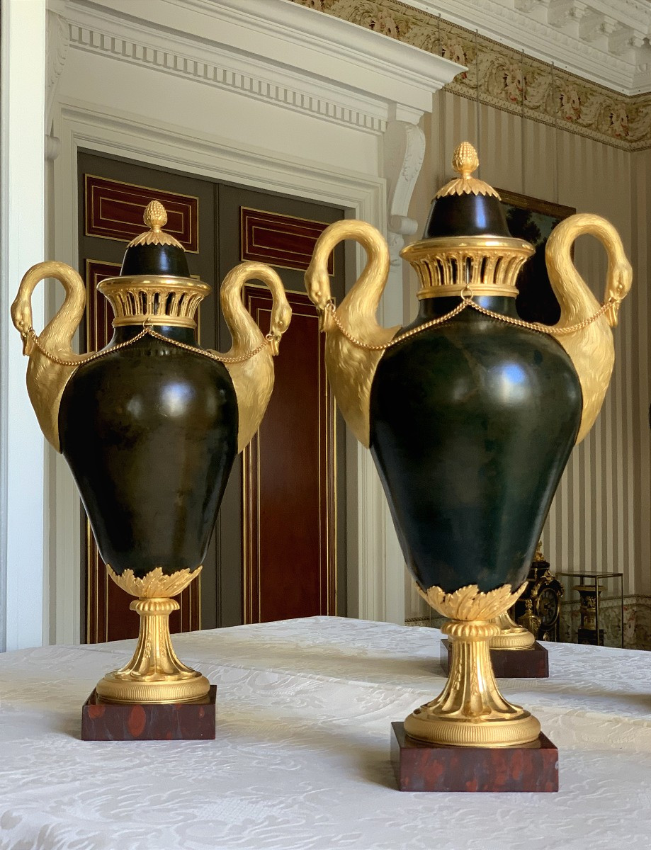 Pair Of Cassolettes, Covered Urns In Patinated And Gilded Bronze - 19th Century