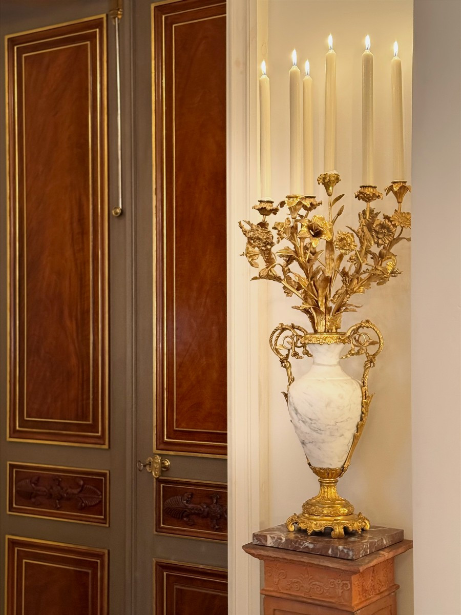 Candélabre à bouquet fleuri en bronze doré et vase central en marbre - Napoleon III-photo-6